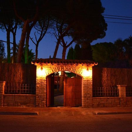 Villa Sitges El Ranch Amaizing Outdoor Areas Beaches At 5 Minutes Walk Sitges At 15 Min Drive Ac Pool Jacuzzi & Garden Xxl Calafell Exteriör bild