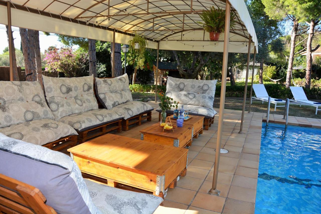 Villa Sitges El Ranch Amaizing Outdoor Areas Beaches At 5 Minutes Walk Sitges At 15 Min Drive Ac Pool Jacuzzi & Garden Xxl Calafell Exteriör bild