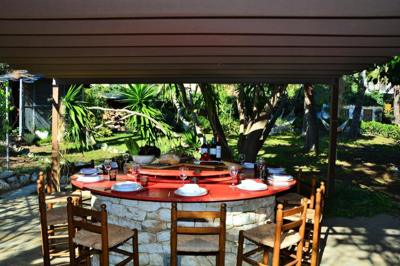 Villa Sitges El Ranch Amaizing Outdoor Areas Beaches At 5 Minutes Walk Sitges At 15 Min Drive Ac Pool Jacuzzi & Garden Xxl Calafell Exteriör bild
