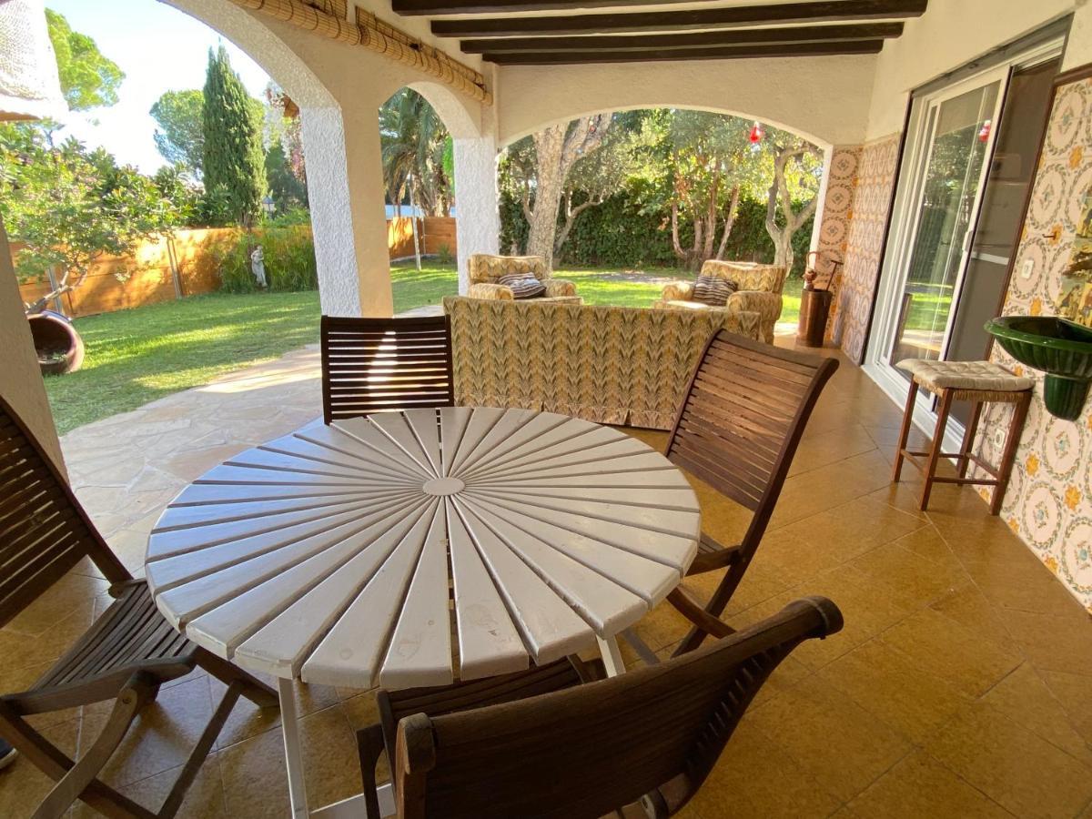 Villa Sitges El Ranch Amaizing Outdoor Areas Beaches At 5 Minutes Walk Sitges At 15 Min Drive Ac Pool Jacuzzi & Garden Xxl Calafell Exteriör bild