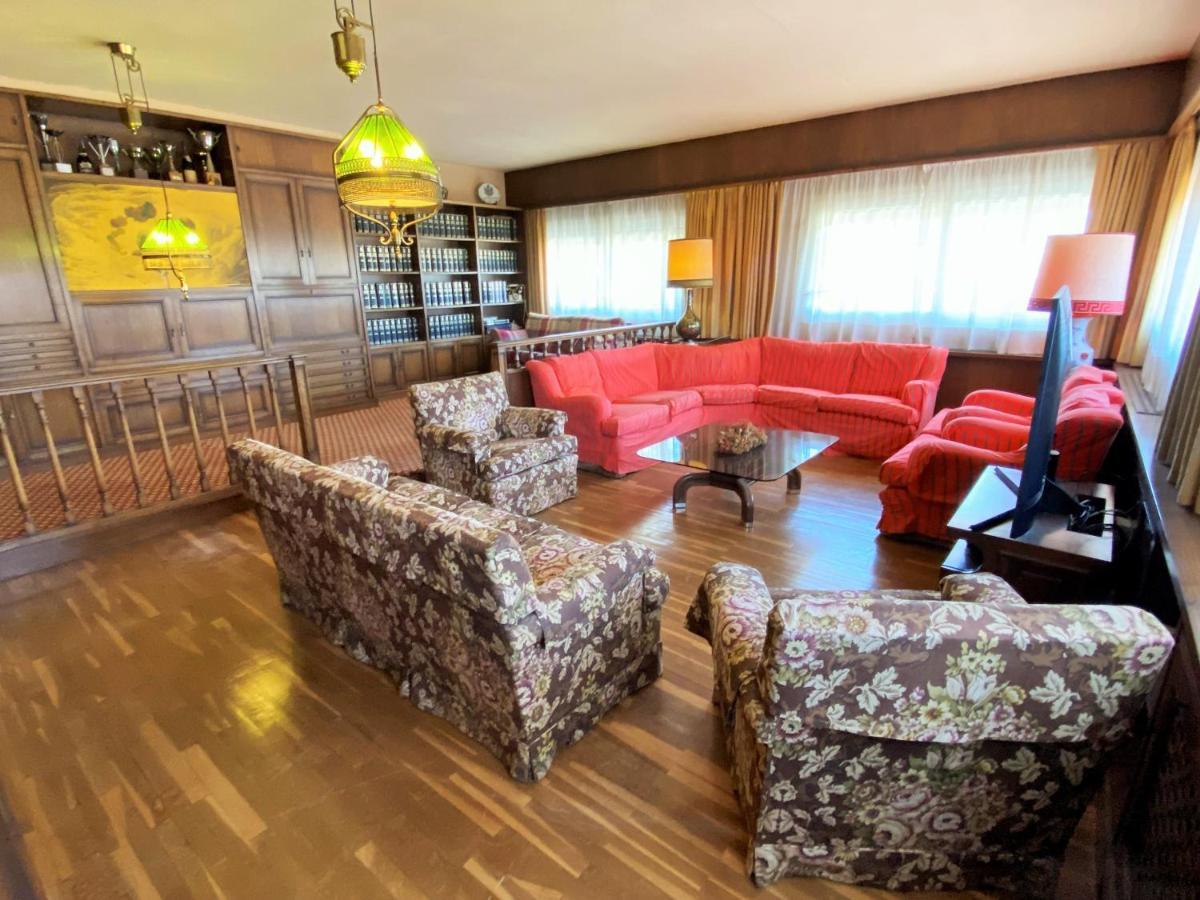 Villa Sitges El Ranch Amaizing Outdoor Areas Beaches At 5 Minutes Walk Sitges At 15 Min Drive Ac Pool Jacuzzi & Garden Xxl Calafell Exteriör bild
